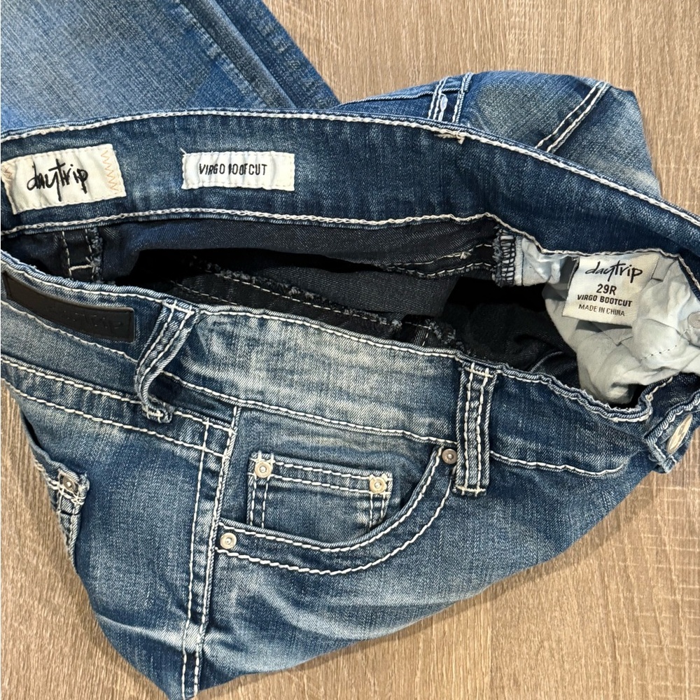 Daytrip Indigo Denim Jeans - Picture 3 of 3